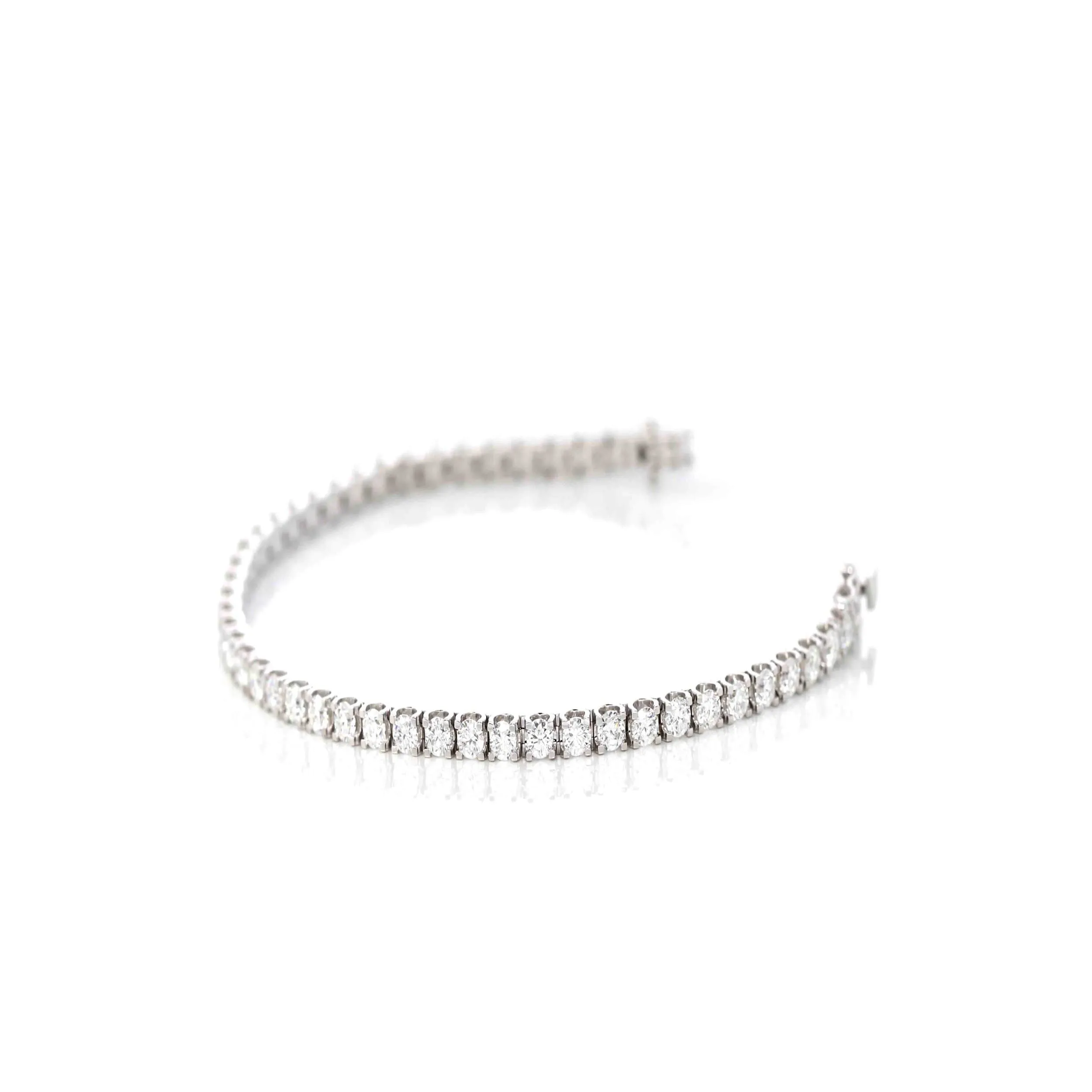 14K White Gold Pave-Set 3 mm Moissanite Tennis Bracelet ( 7.2 in )
