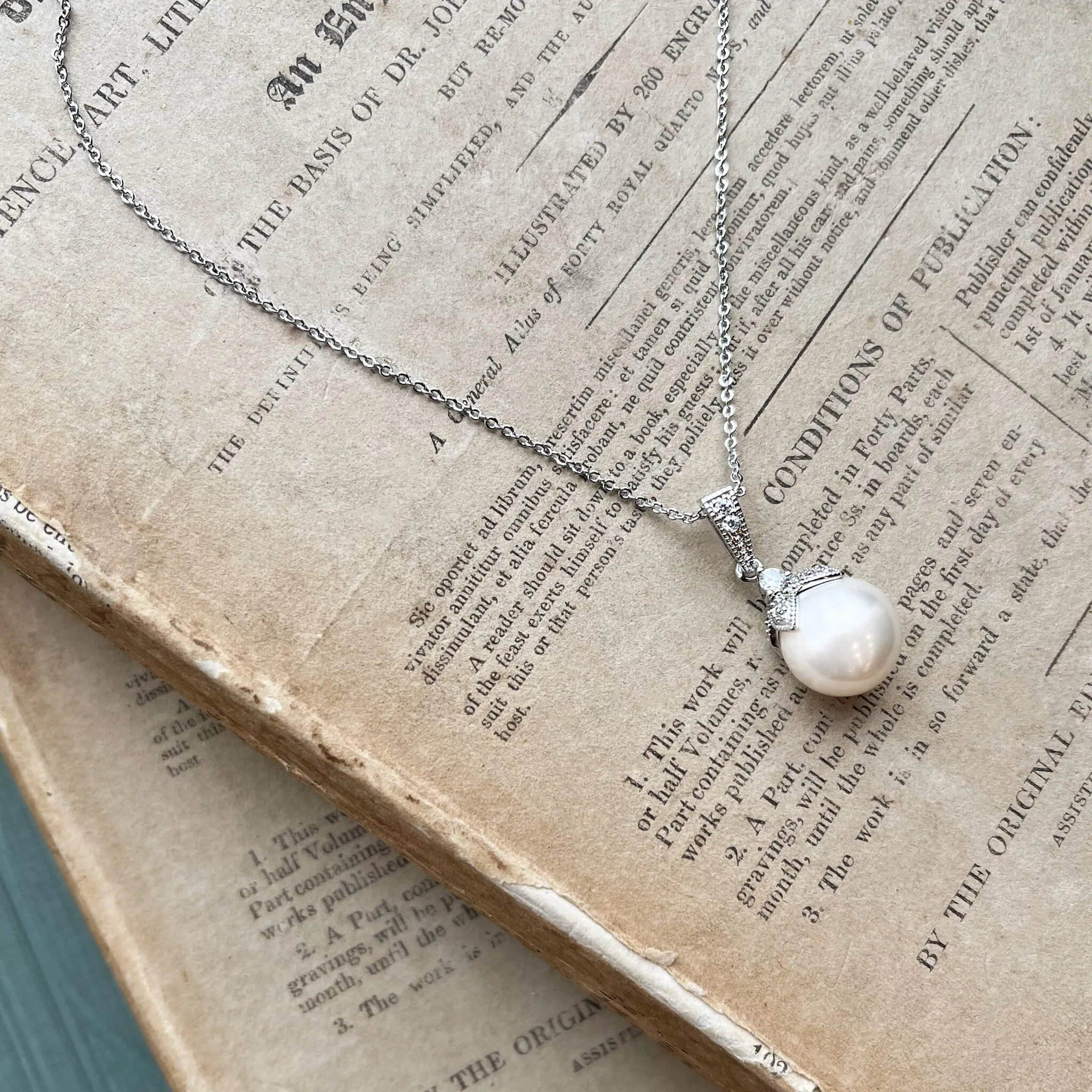 Ariel, Old Hollywood Style Crystal & Pearl Pendant Necklace