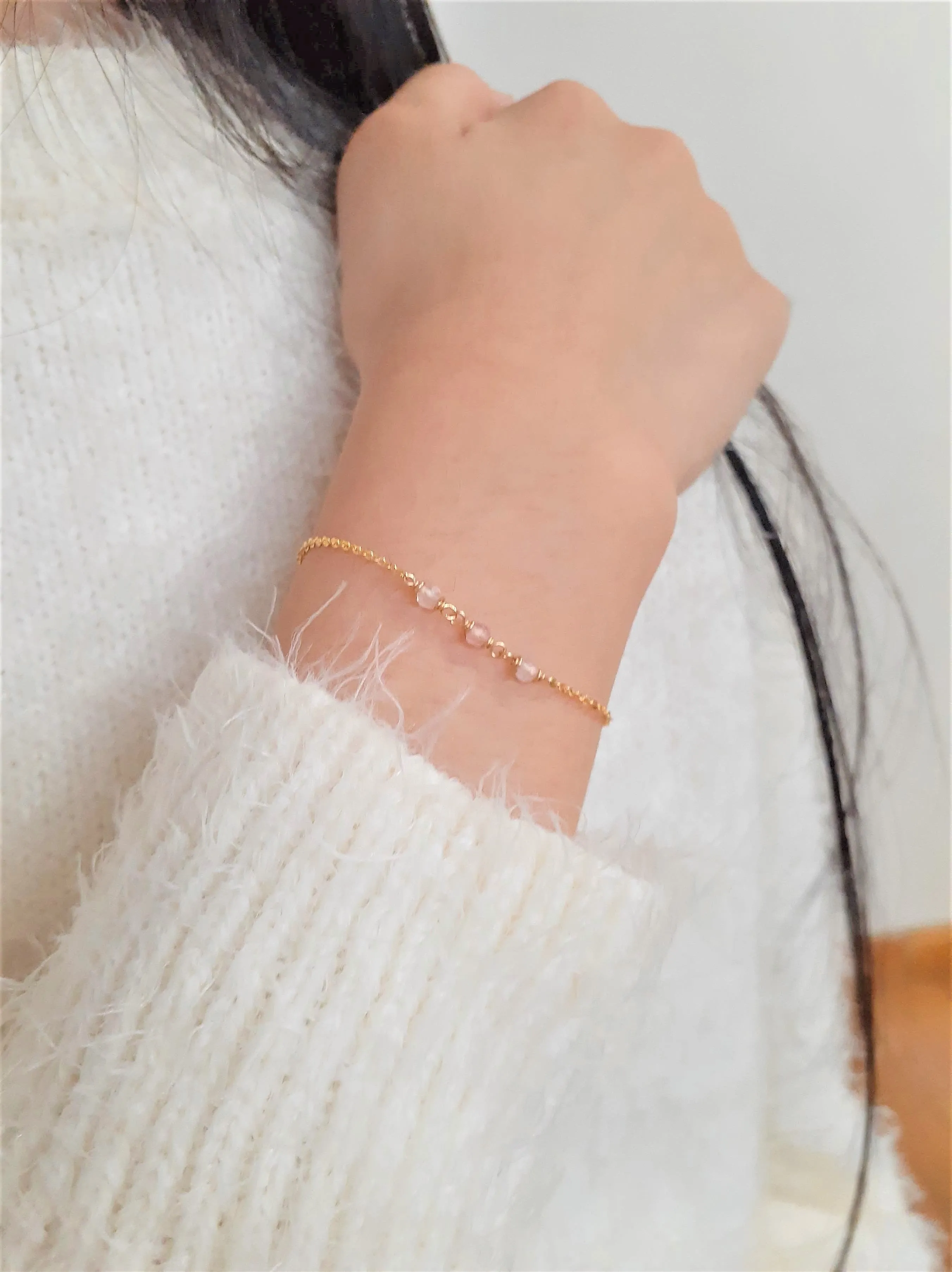 Dainty Rose Quartz Bracelet