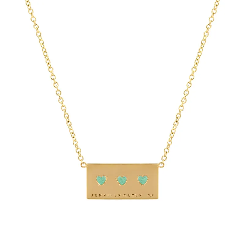 Ellen Plate with 3 Heart-Cut Emerald Detail Necklace