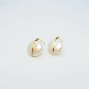 Freshwater Coin Pearl Stud Earrings with Forged Accent