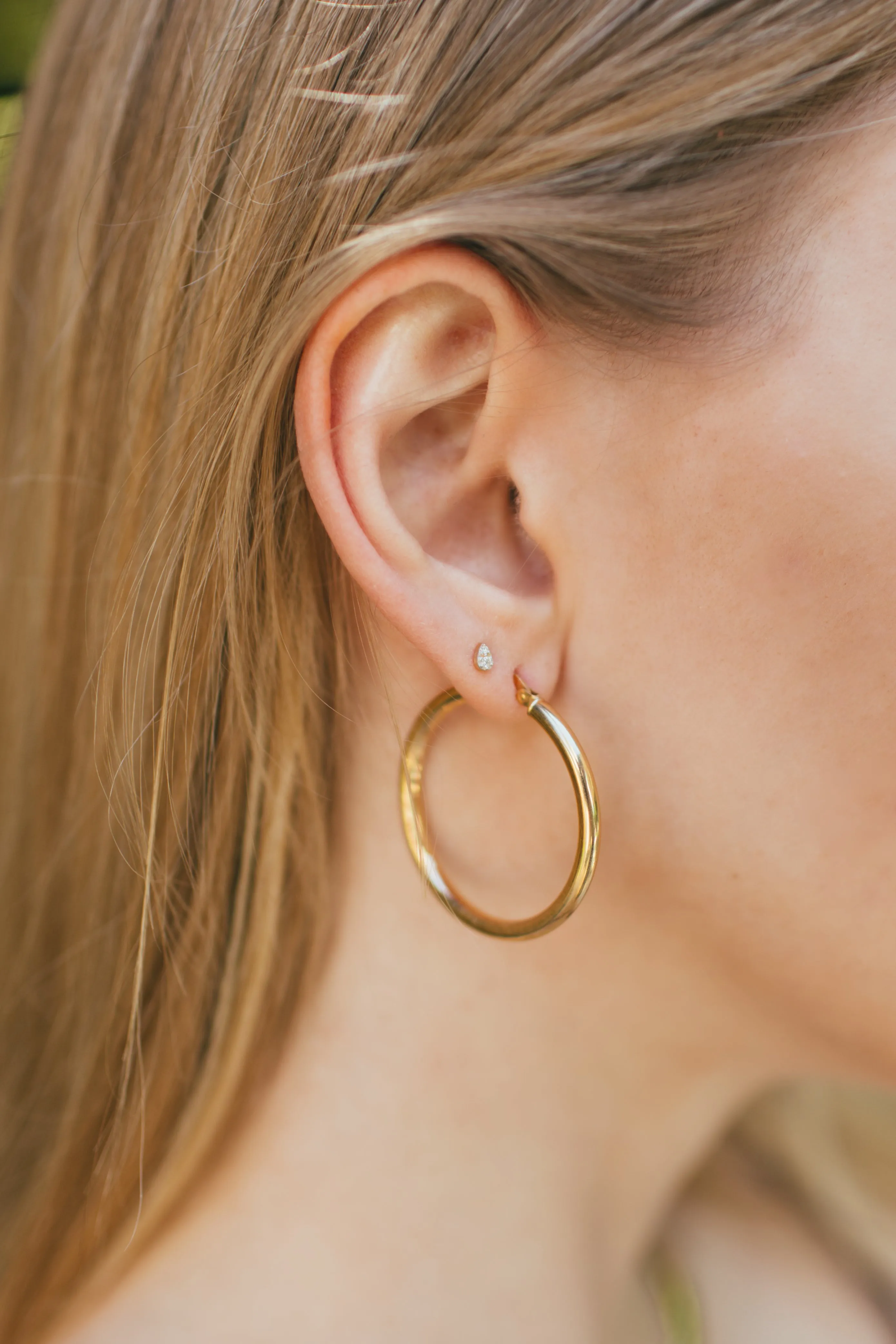 Single Illusion Diamond Pear Stud